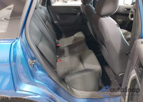 2010 Ford Focus Se z USA, uszkodzony, nr VIN 1FAHP3FN8AW284811